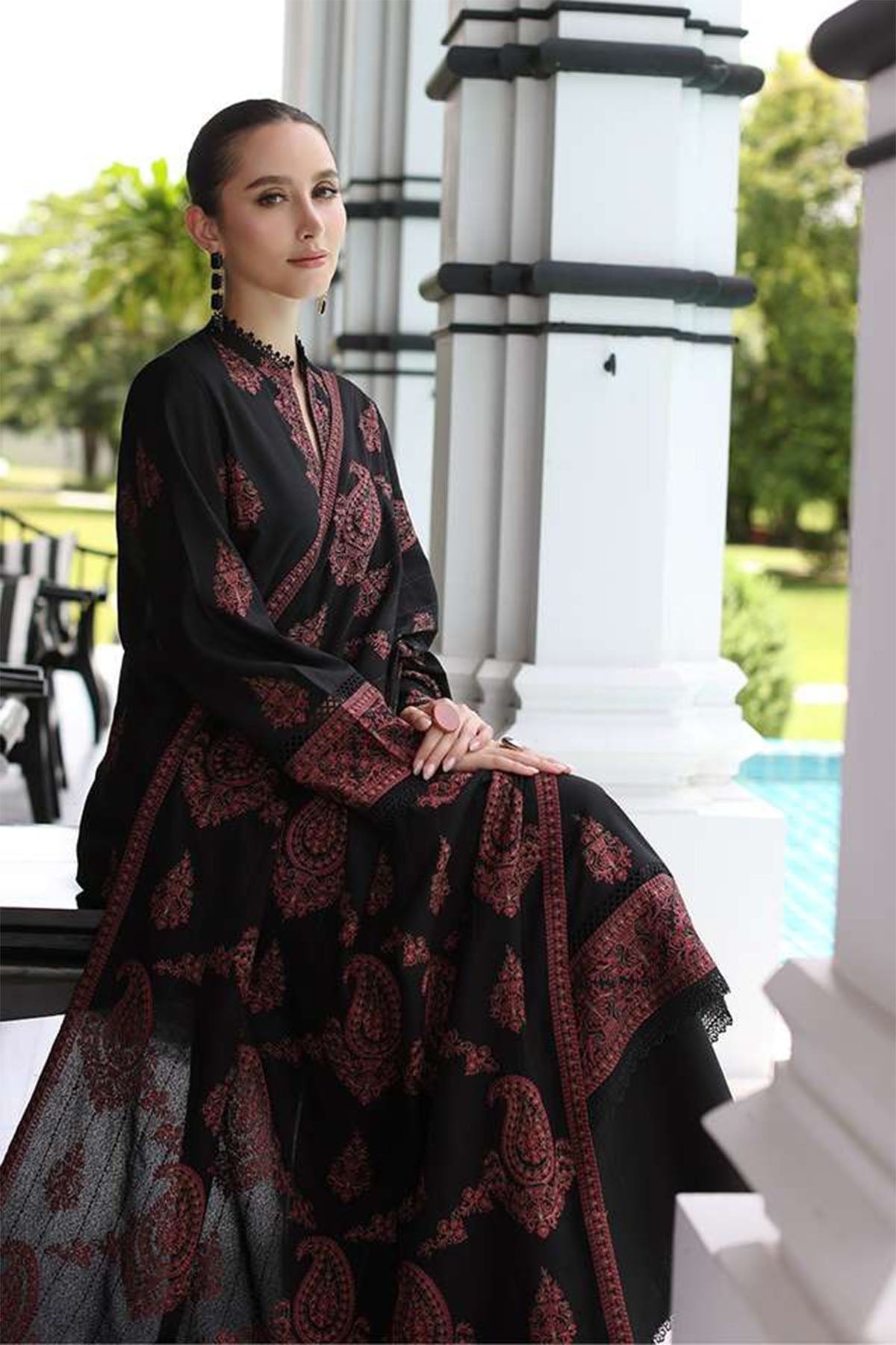 Bareeze 3pc Embroidered Karandi Suit With Heavy Embroidered Shawal N